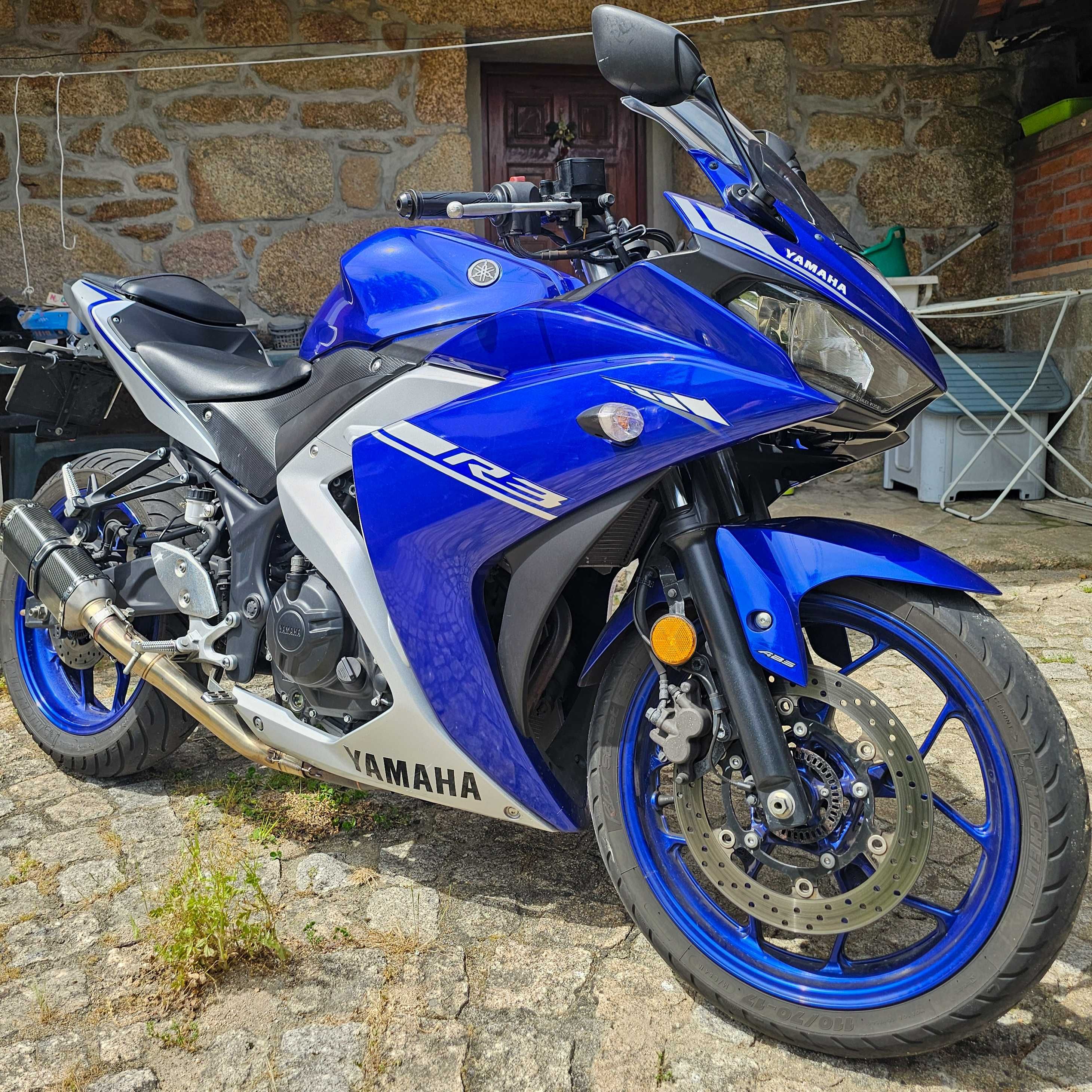Yamaha YZF-R3 2018 –  Só 13.887 km | Extras Incluídos