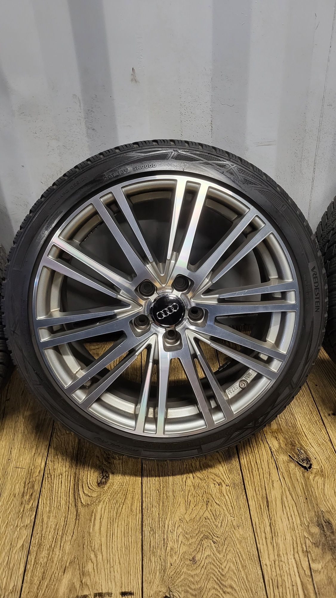 Alufelgi Audi 18" 5x112 z oponami 225/40 R18 A3 8V A4 B9 B8 B7 A6 TT