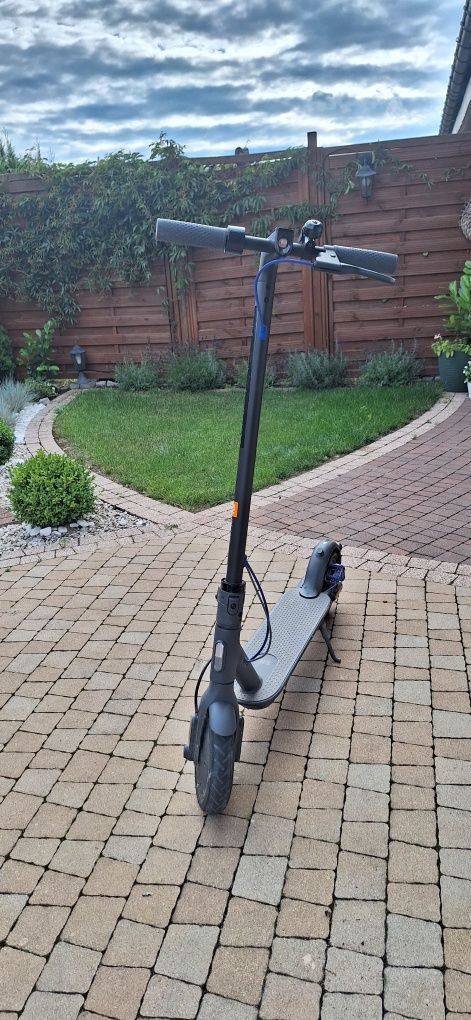 Hulajnoga elektryczna Xiaomi Mi Electric Scooter 3