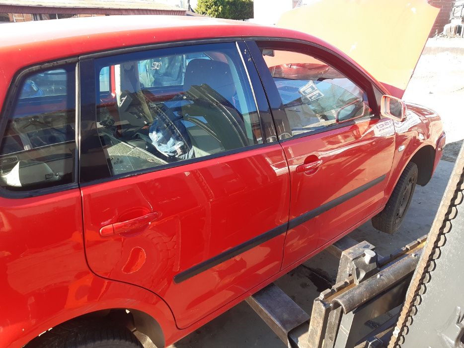 Polo 9n 1.4 tdi - drzwi prawe LP3G