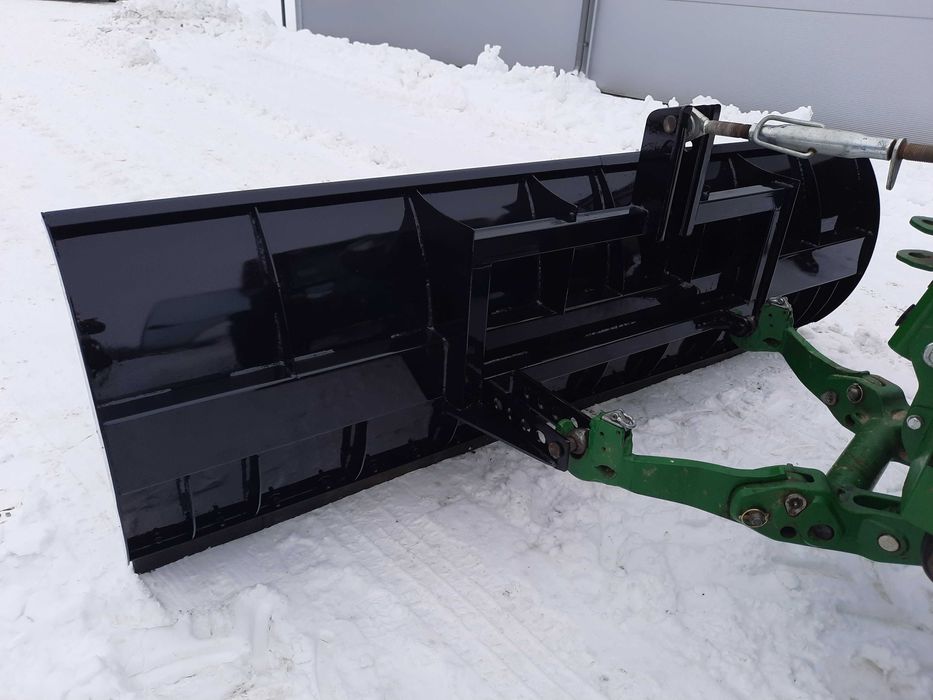 Pług Spych Zgarniacz do śniegu kiszonki obornika paszy 1.75M