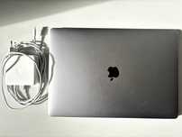 MacBook Pro 15" 2017 i7 2,9GHZ 16GB Space Grey