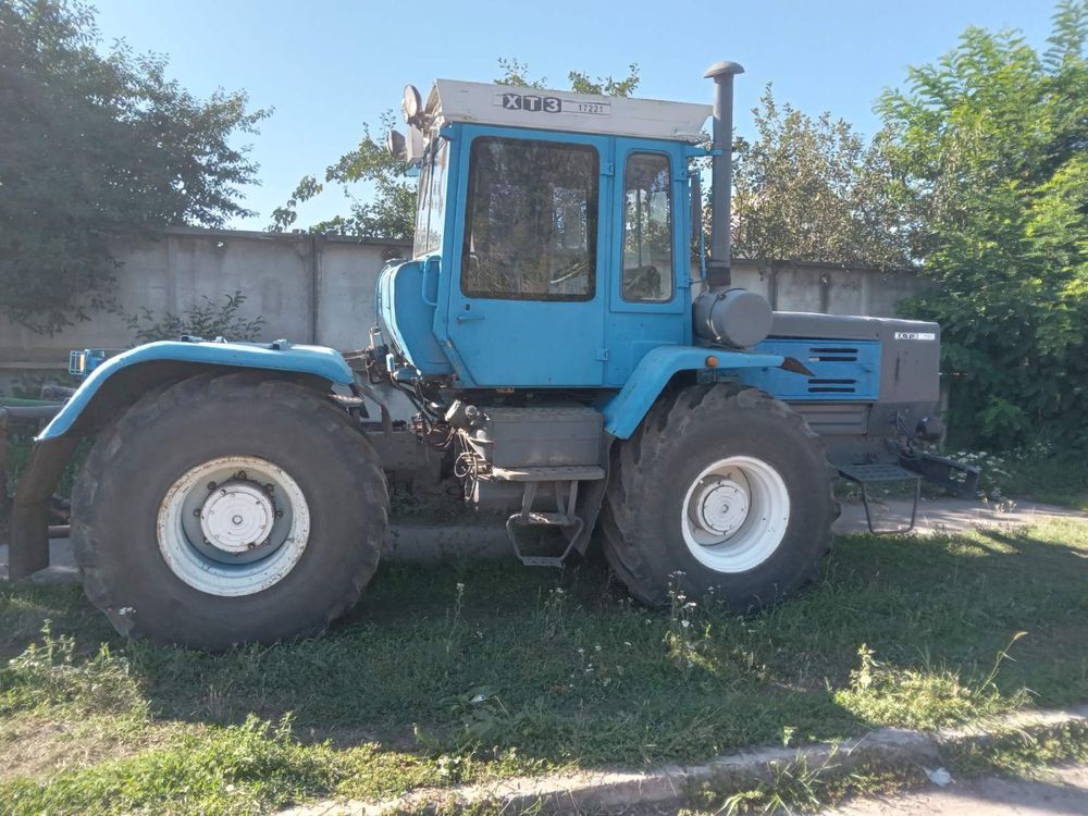 Трактор ХТЗ 17221