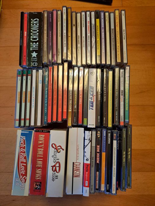 CDs de Música Brasileira, Italiana, Francesa, Rock & Roll
