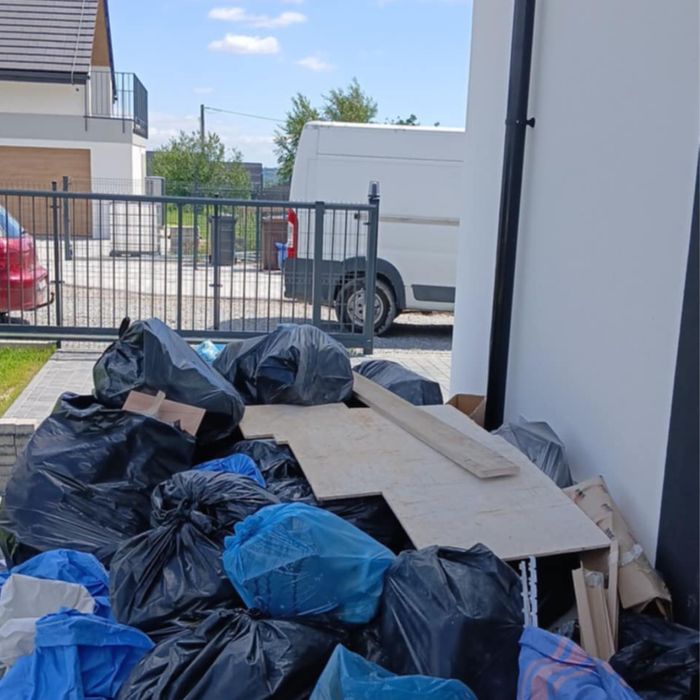 Wywóz gruzu, mebli, śmieci. Szybkie terminy, Kraków i okolice.