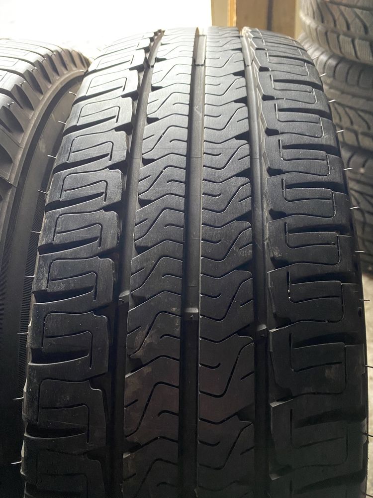 225 75 16 c Michelin