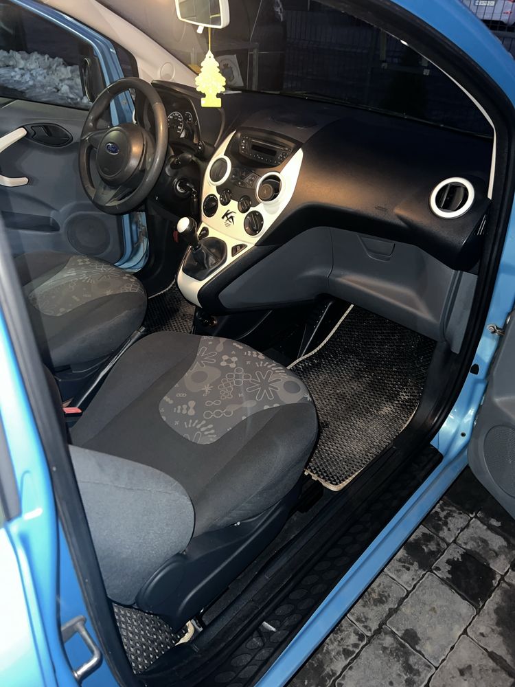 Продам FORD KA 1.2 бензин