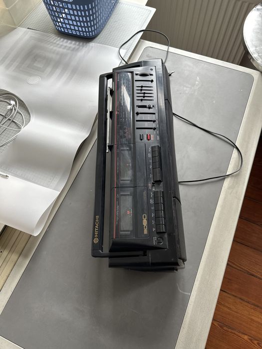 Boombox Hitachi 3D SuperWoofer TwinDrive