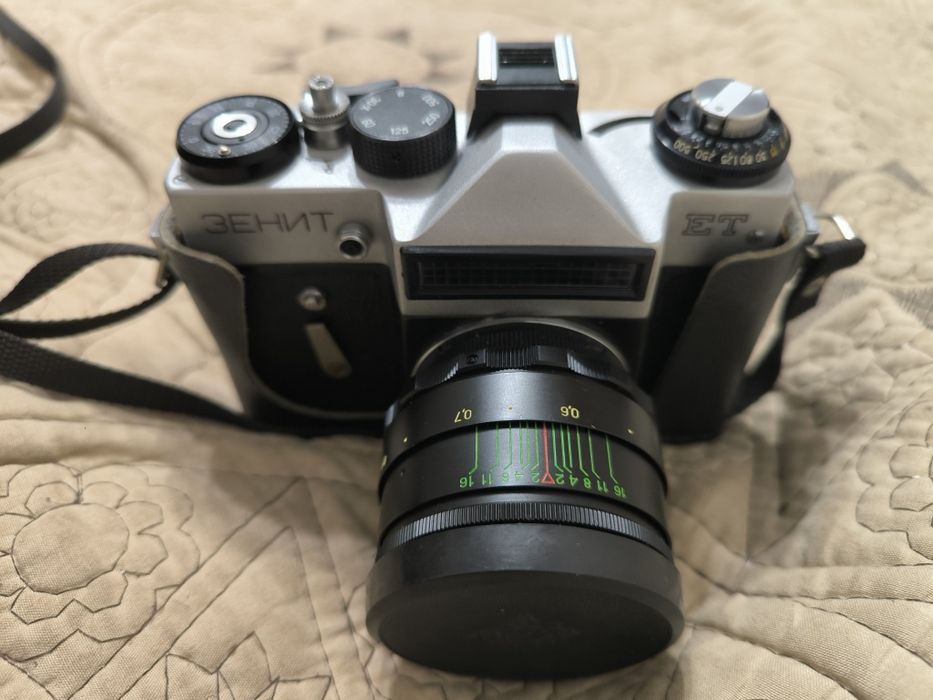Фотоапарат Зеніт ЕТ
ФотоЗенітЗеніт ЕТ 

Об'єктив helios 44-2
Зеніт ЕТ
