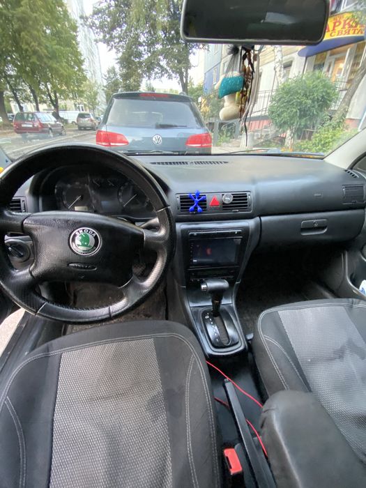 Skoda octavia шкода октавія 1.8 turbo турбо автомат клімат