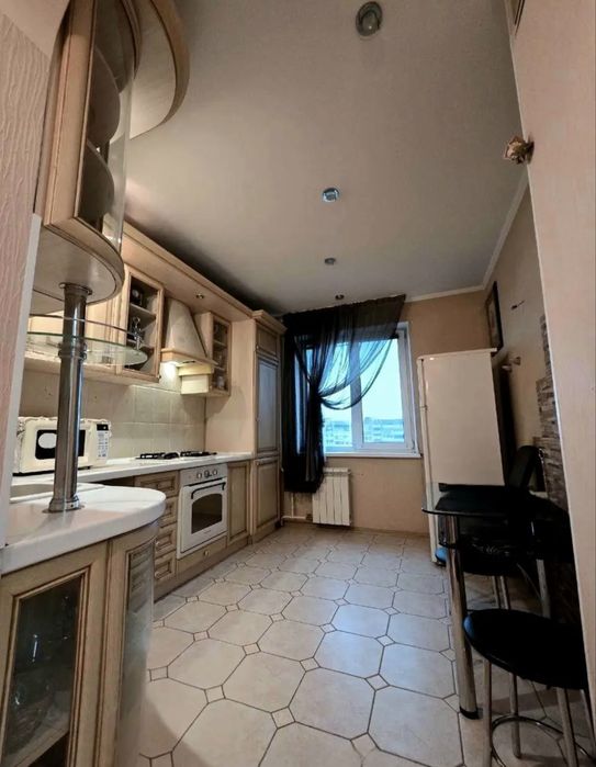 Оренда 3 к квартири пр-т Перемоги (початок)