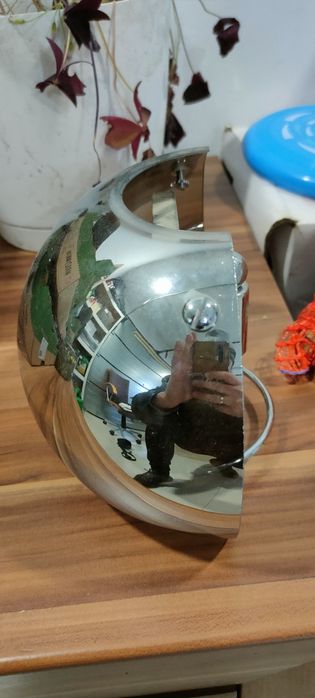 Klinkiet łazienkowy w nowoczesnym designie, stan idealny.