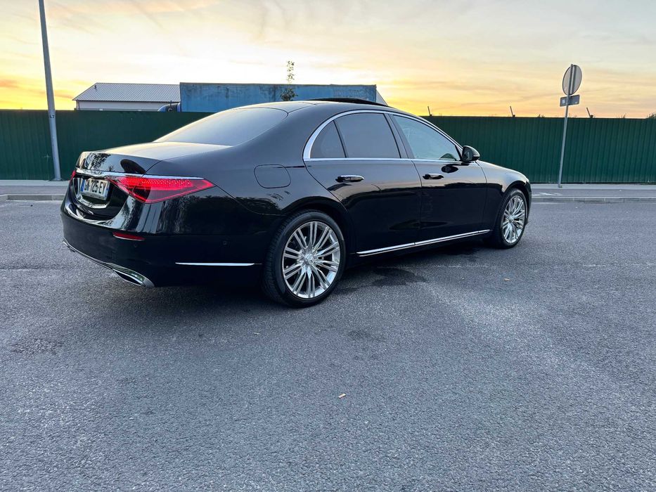 Auto do ślubu MERCEDES S Dodatkowo Ekskluzywny Bus Multivan T6 7 os.