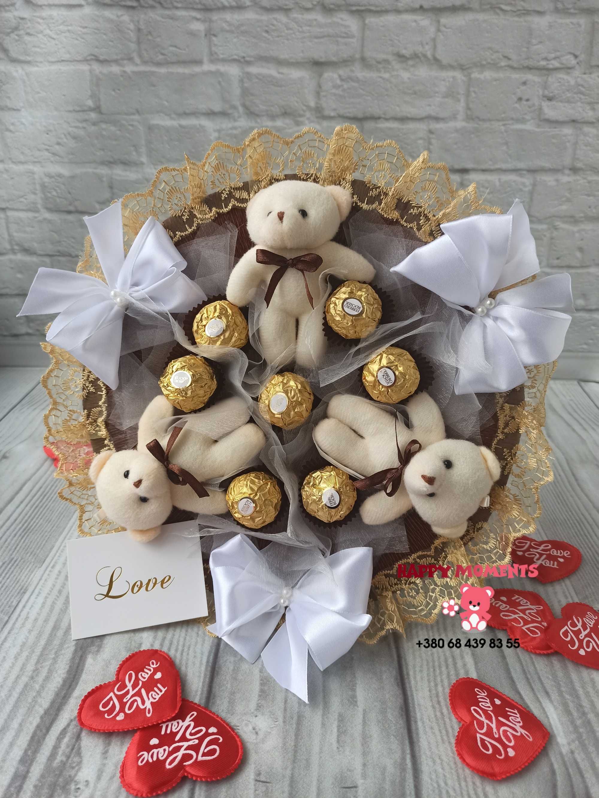 Букет из конфет Ferrero Rocher и мягких игрушек, подарок для девушки