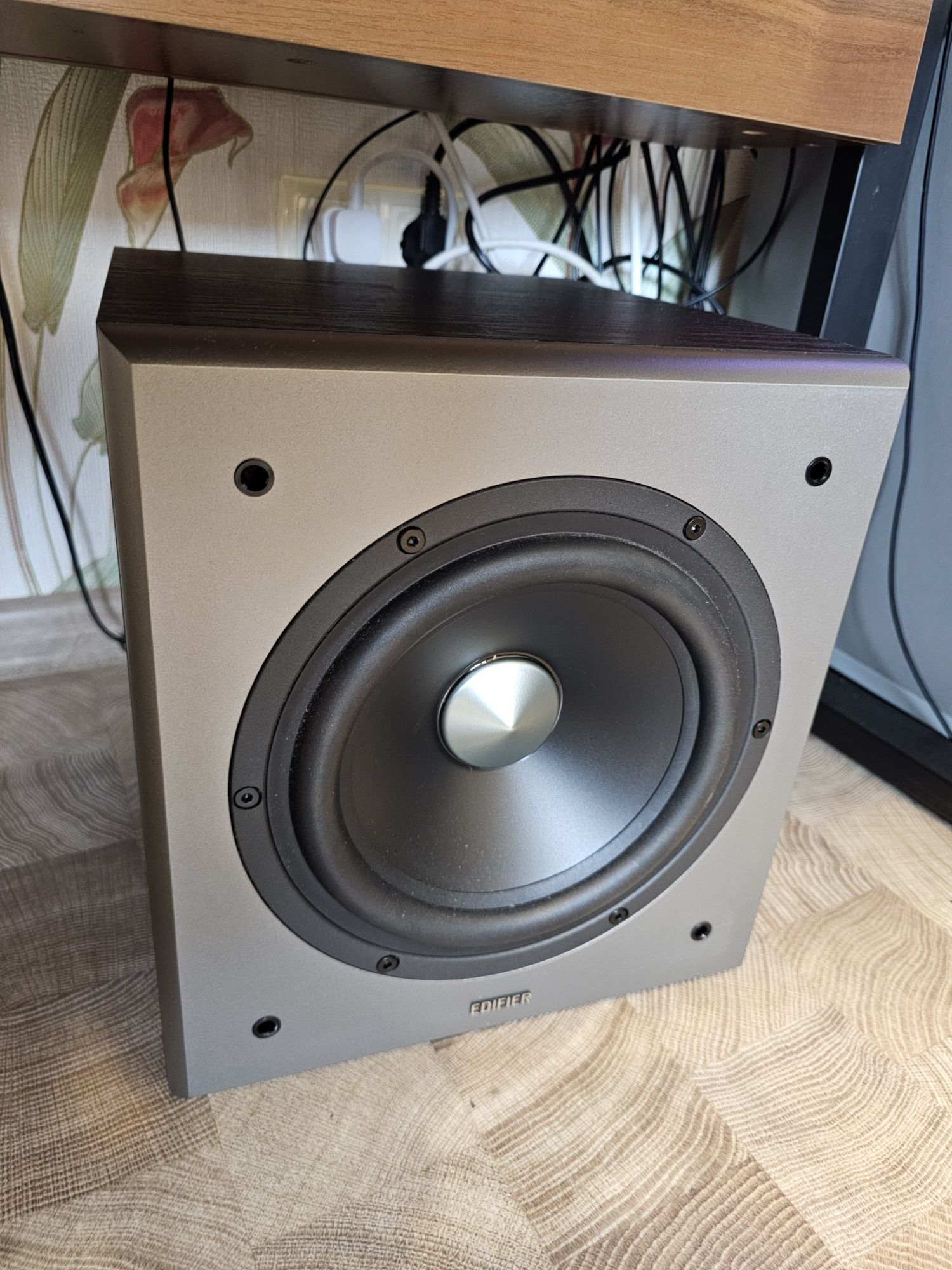 Edifier R2730db + сабвуфер Edifier T5