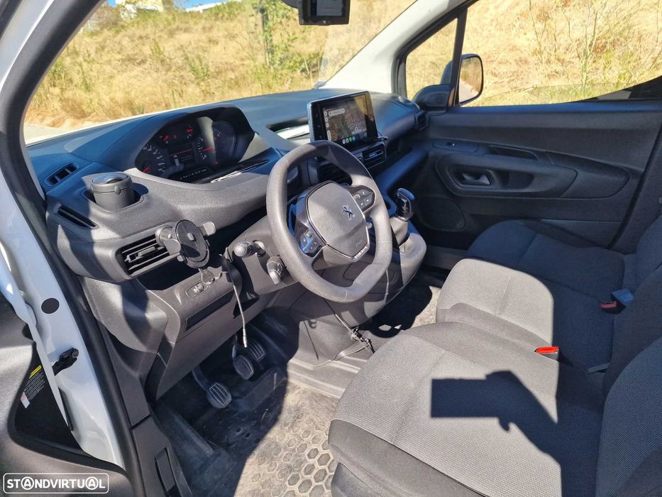 Peugeot Partner Longa, L2 versão Asphalt 2021