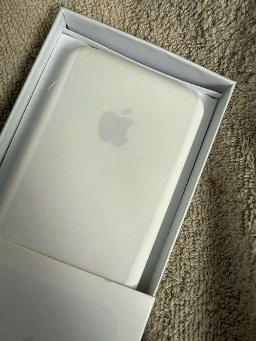 Magsafe power bank повер банк магнитная беспроводная зарядка Apple 10