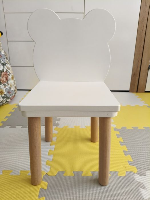 Krzesełko dla dziecka Miś białe