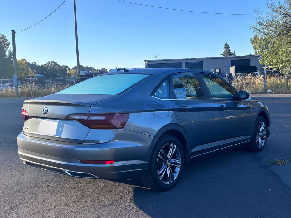 Volkswagen Jetta      2019