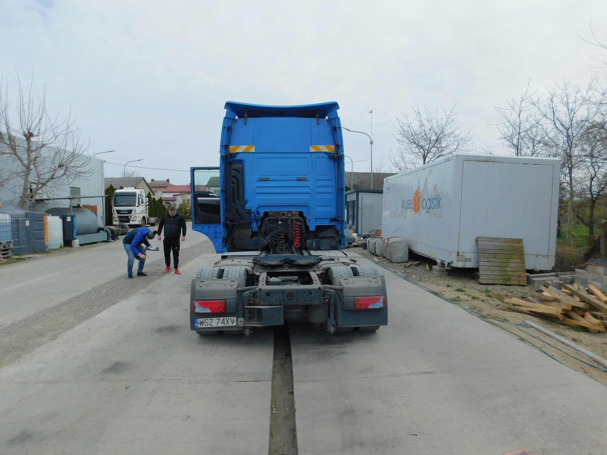 Syndyk sprzeda - ciągnik samochodowy MAN TGX, 2014r.