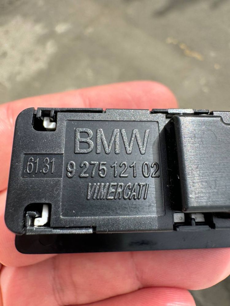 Кнопка открытия банажника bmw f15 f16 f10 f92  F01,f36,f07,g01,g12,g30