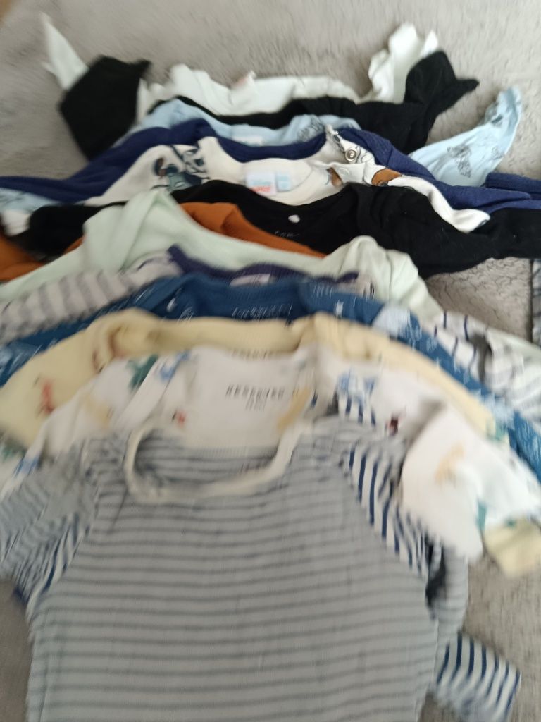 Paka ubrań dla niemowlaka rozmiar 62