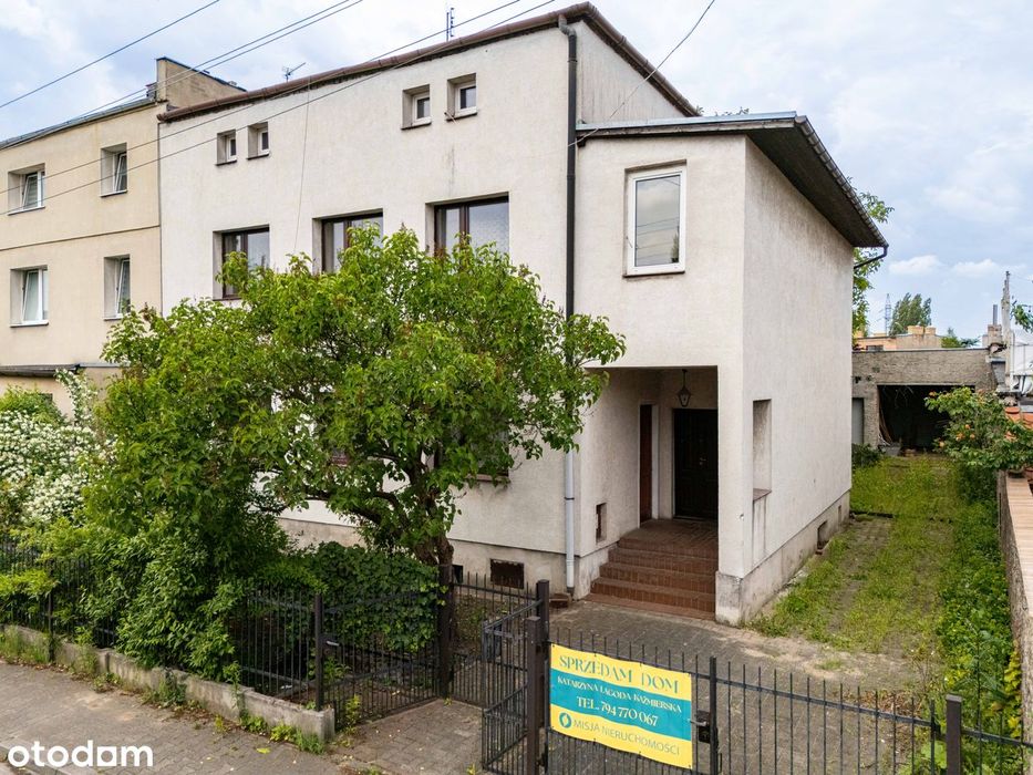 Dom i dodatkowy budynek mieszkalno-gospodarczy