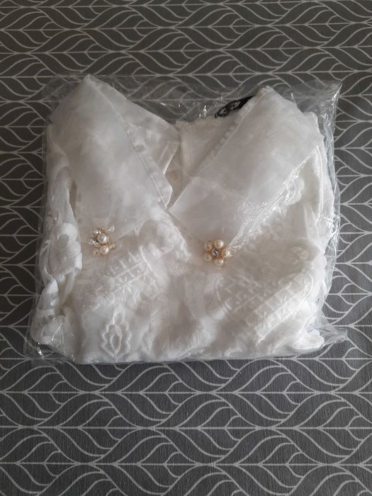 Bluzka biała ozdobna