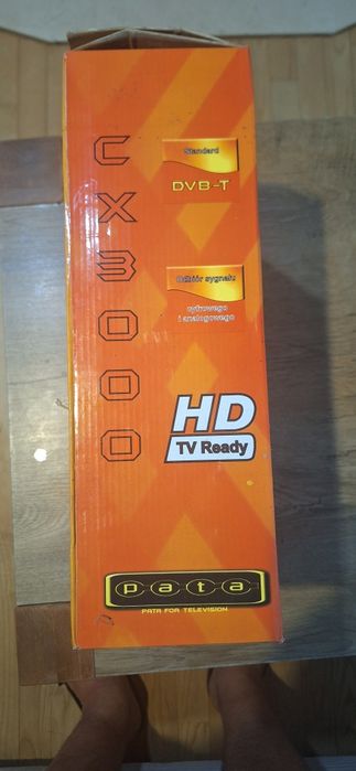 Antena pokojowa do telewizji i radia DVB- T  wzmacniacz z regulacją