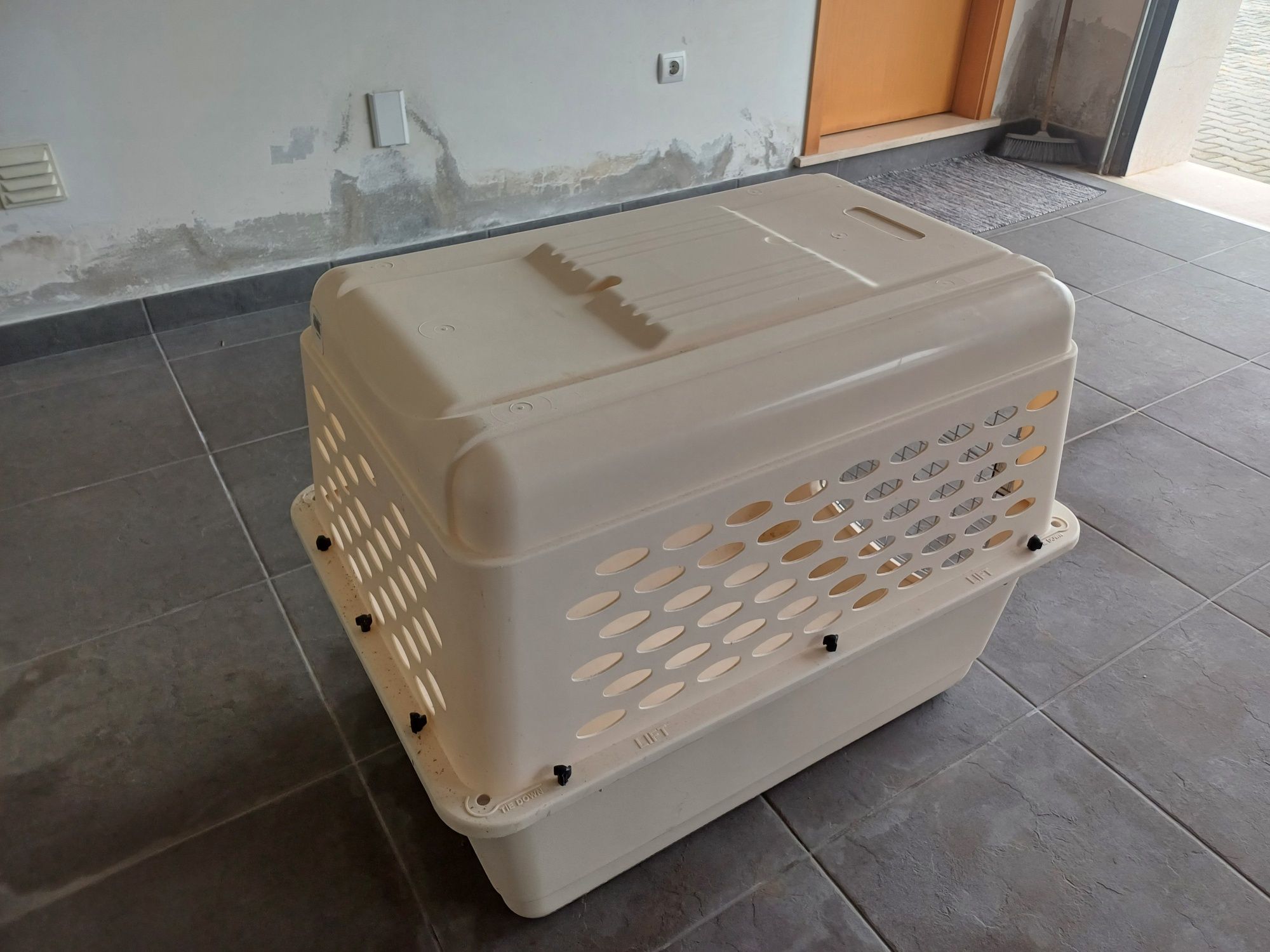 Transportadora .