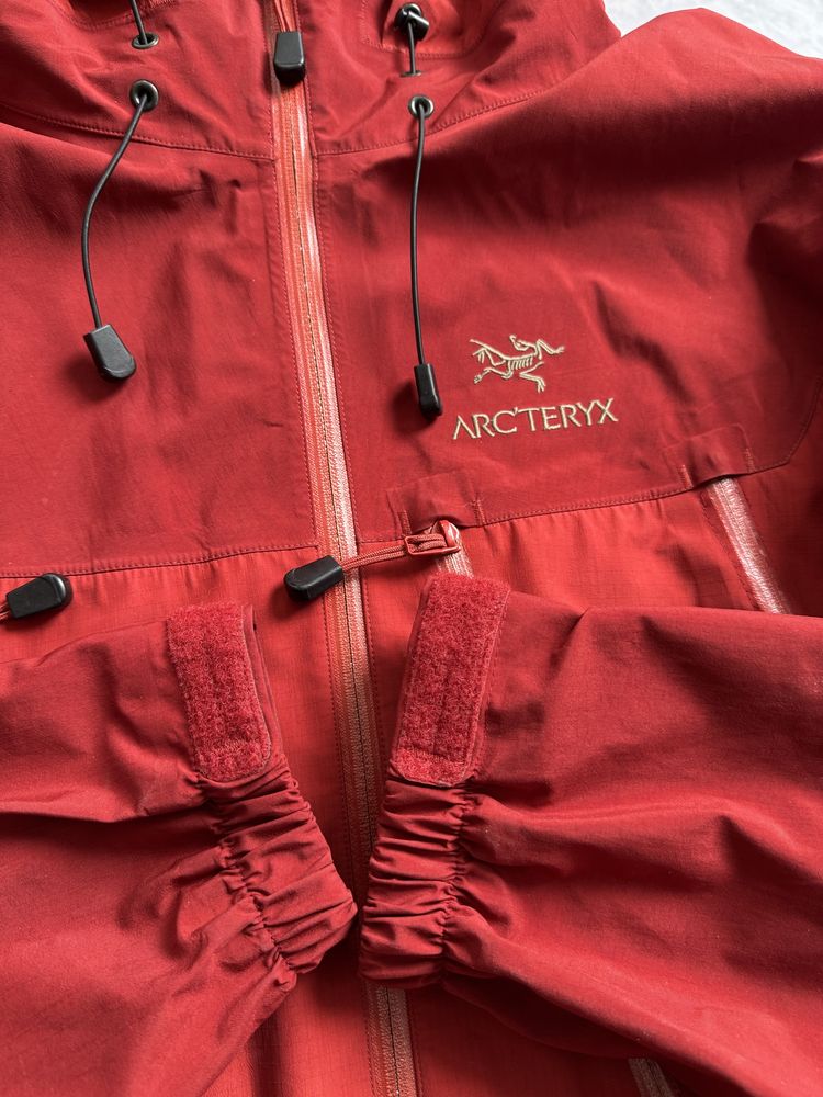 Чоловіча куртка вітровка Arcteryx Gore-tex XCR розмір XL