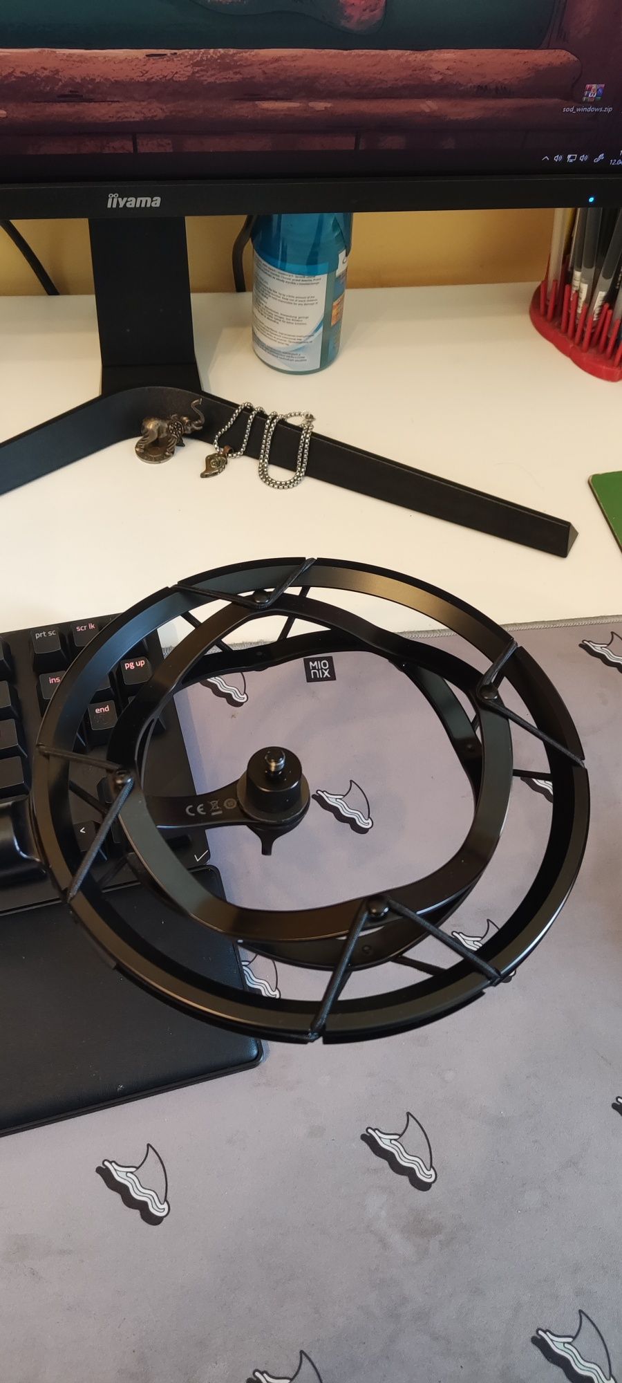 Kosz antywibracyjny/shockmount Logitech Radius III