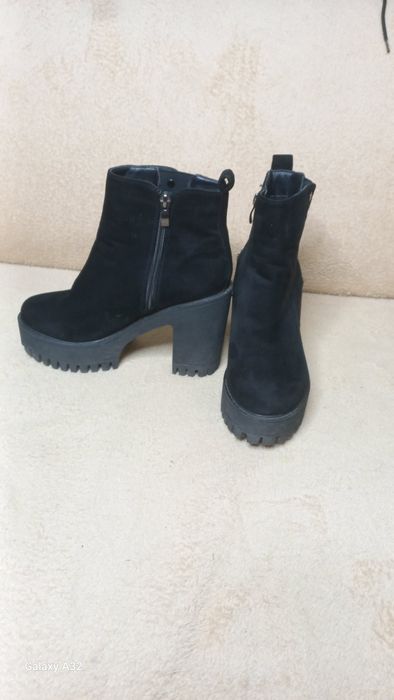 Плуботинки женские