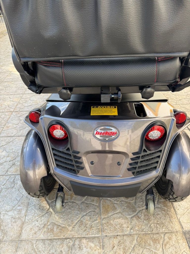 Moto eléctrica mobilidade reduzida
