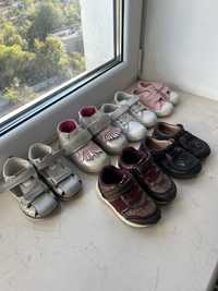 Зимові чобітки Зимние сапожки Демісезонне взуття для дівчинки Детская