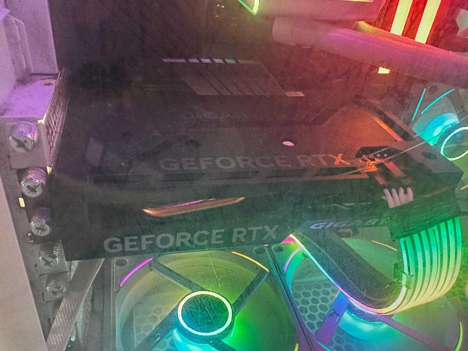 PC Gamer / Workstation – i9 12900K + 64GB RAM + SSDs NVMe