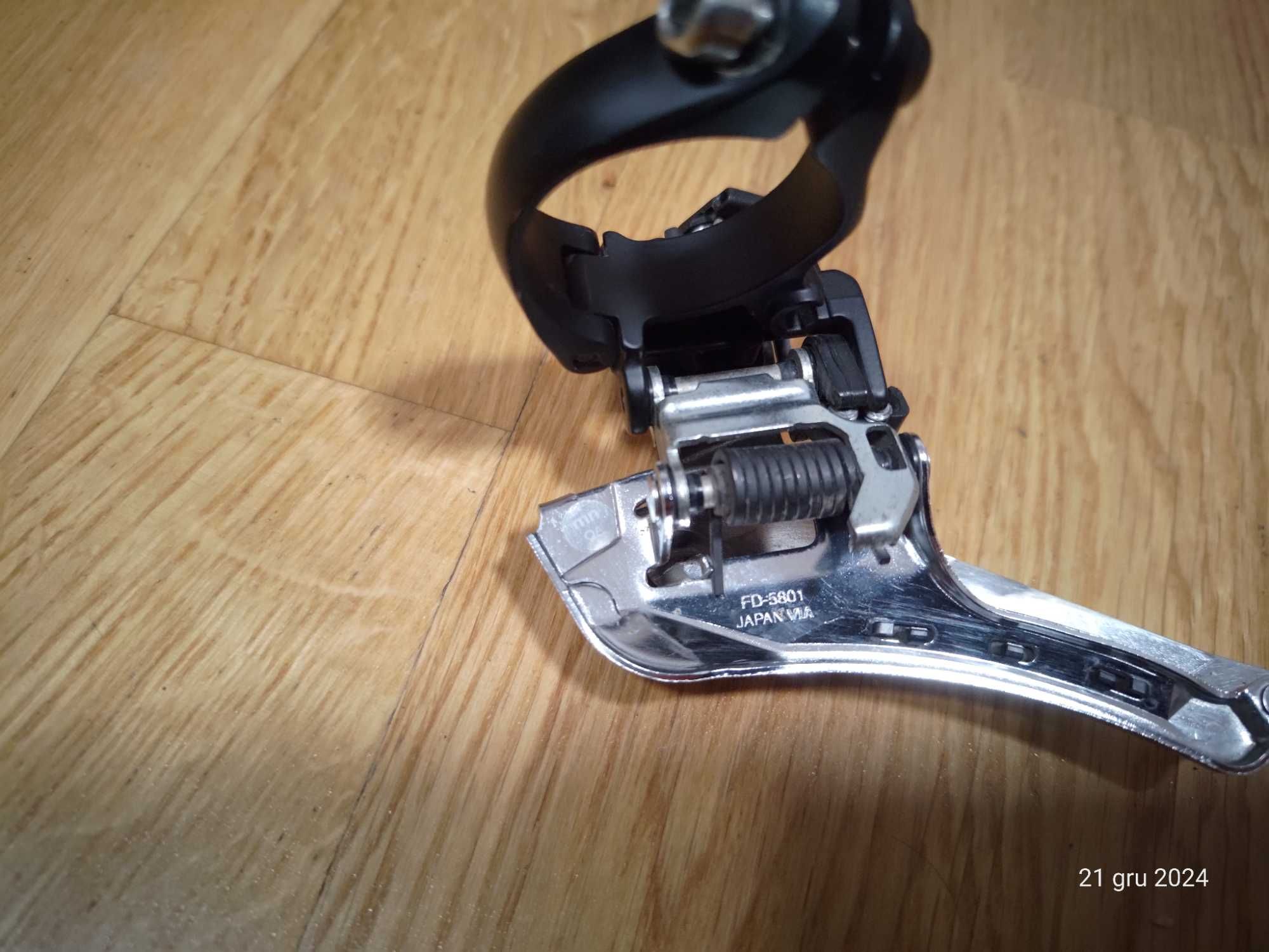 Przerzutka przod Shimano 105 model FD-5801-B (2x11s)