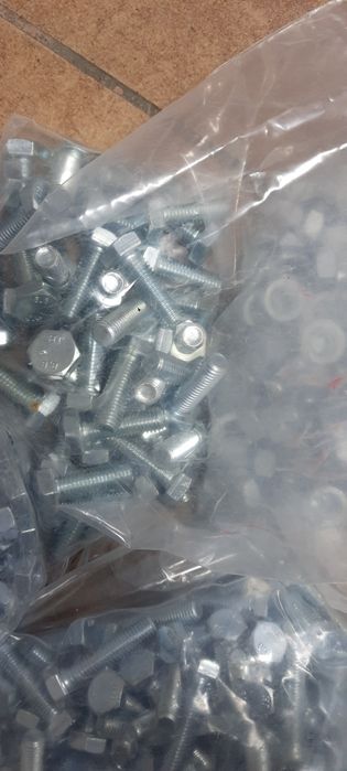 Nakrętka podkładki śruby M10 M12 ok. 70kg