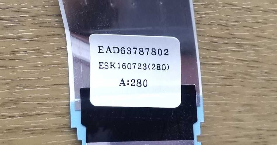 Taśma LVDS EAD637.878.02 z TV LG 43UH603V