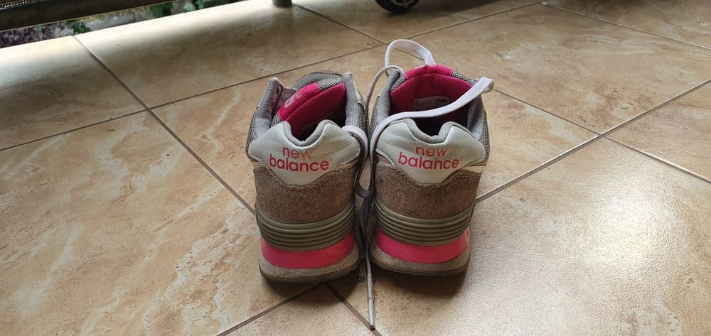 Buty damskie  New Balance 574 rozmiar 37,5 wkładka 24cm