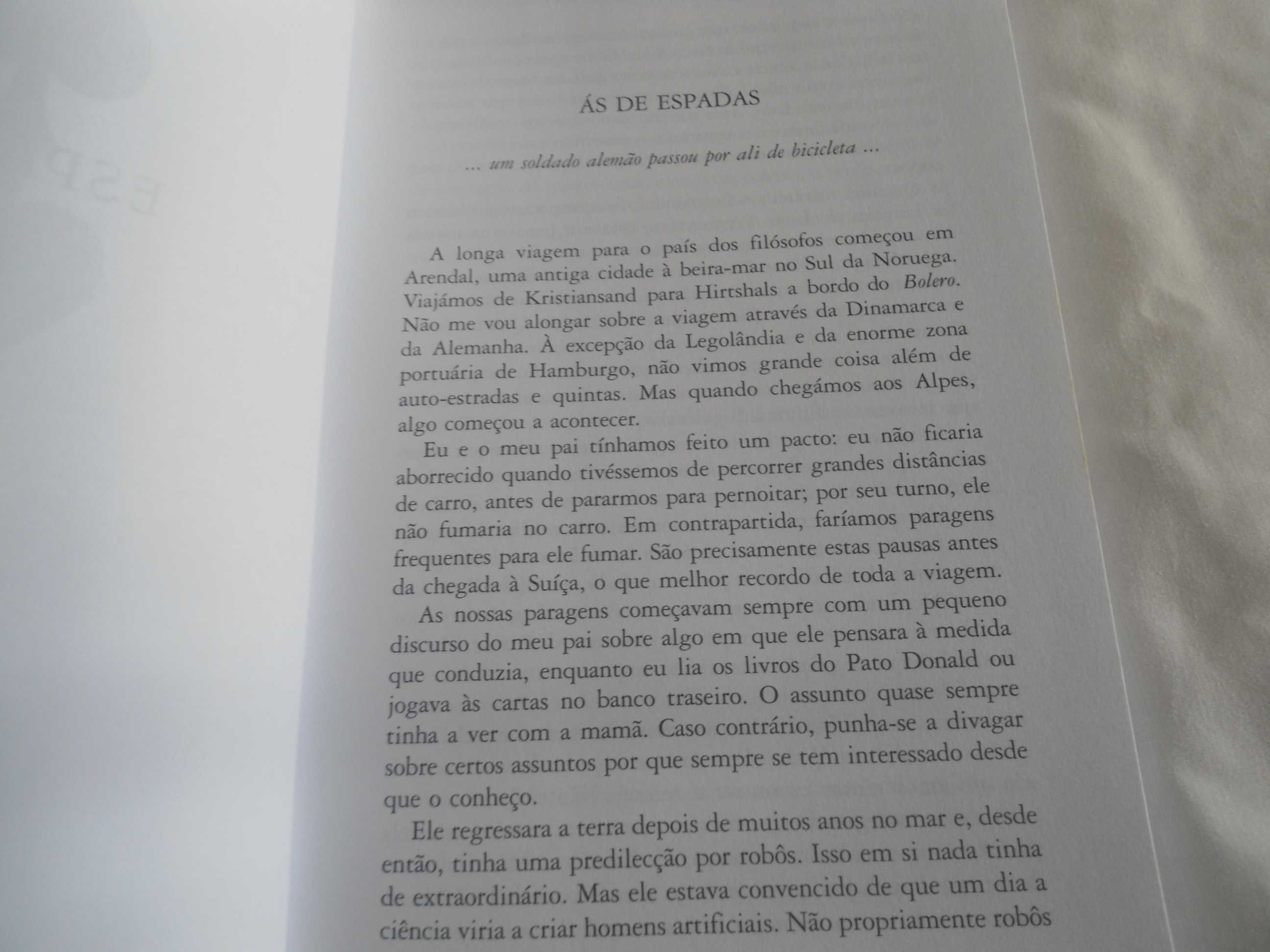 O Mistério do jogo das paciências por Jostein Gaarder
