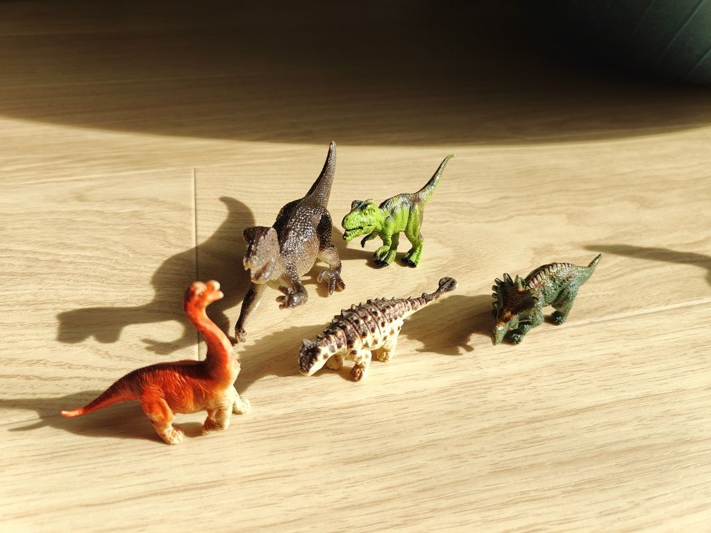 Figurki dinozaurów 5 szt