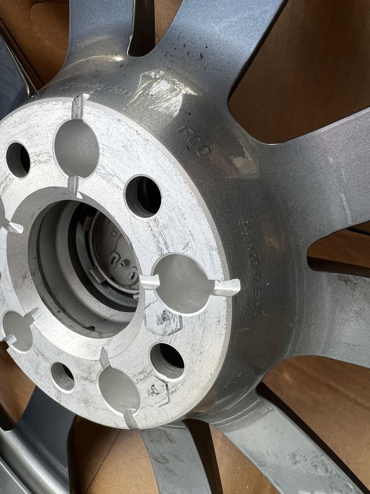 Felga 4G0 R20 5x112 8,5J Et45 Audi A6 C7