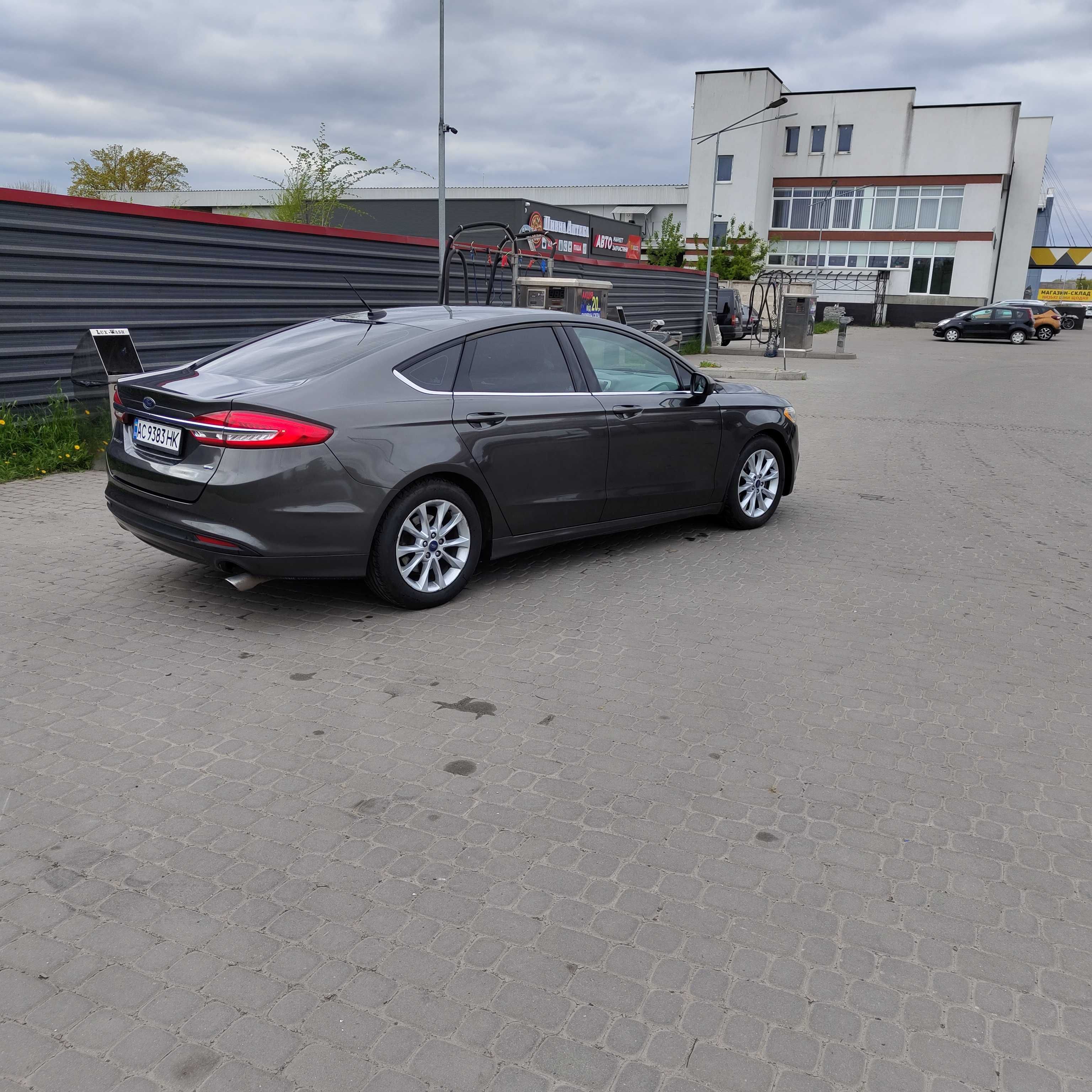 Ford Fusion 2.5 газ бензин 2017