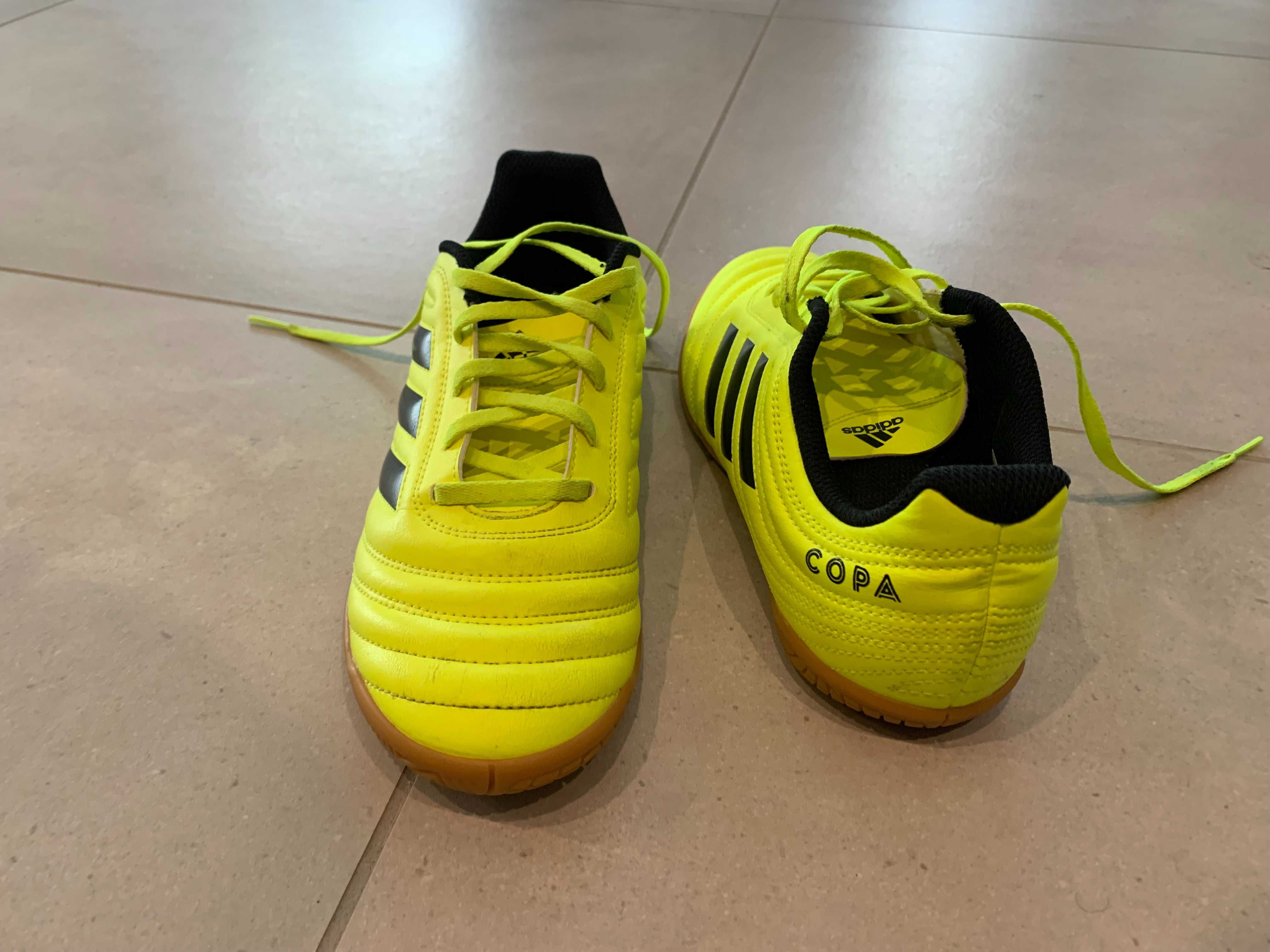 obuwie halowe -  adidas  F35451 copa  halowe r.   38,5