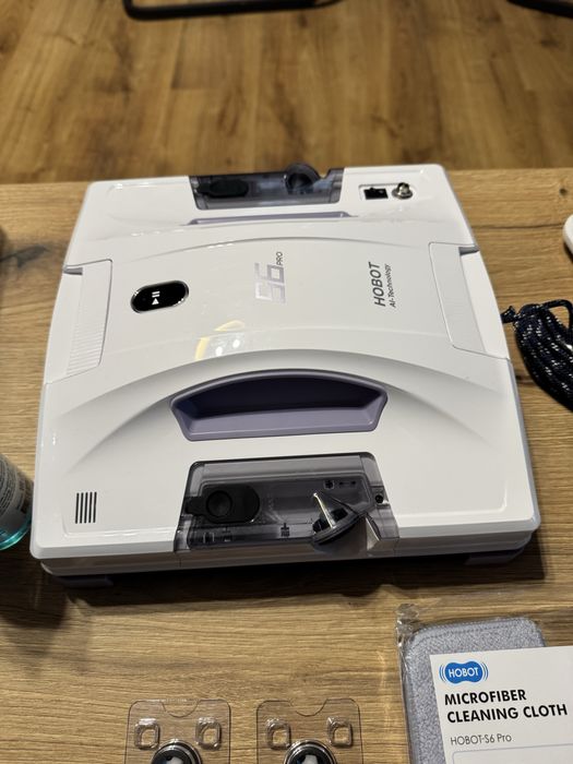 Robot myjący okna HOBOT-S6 Pro jak nowy plus gratisy