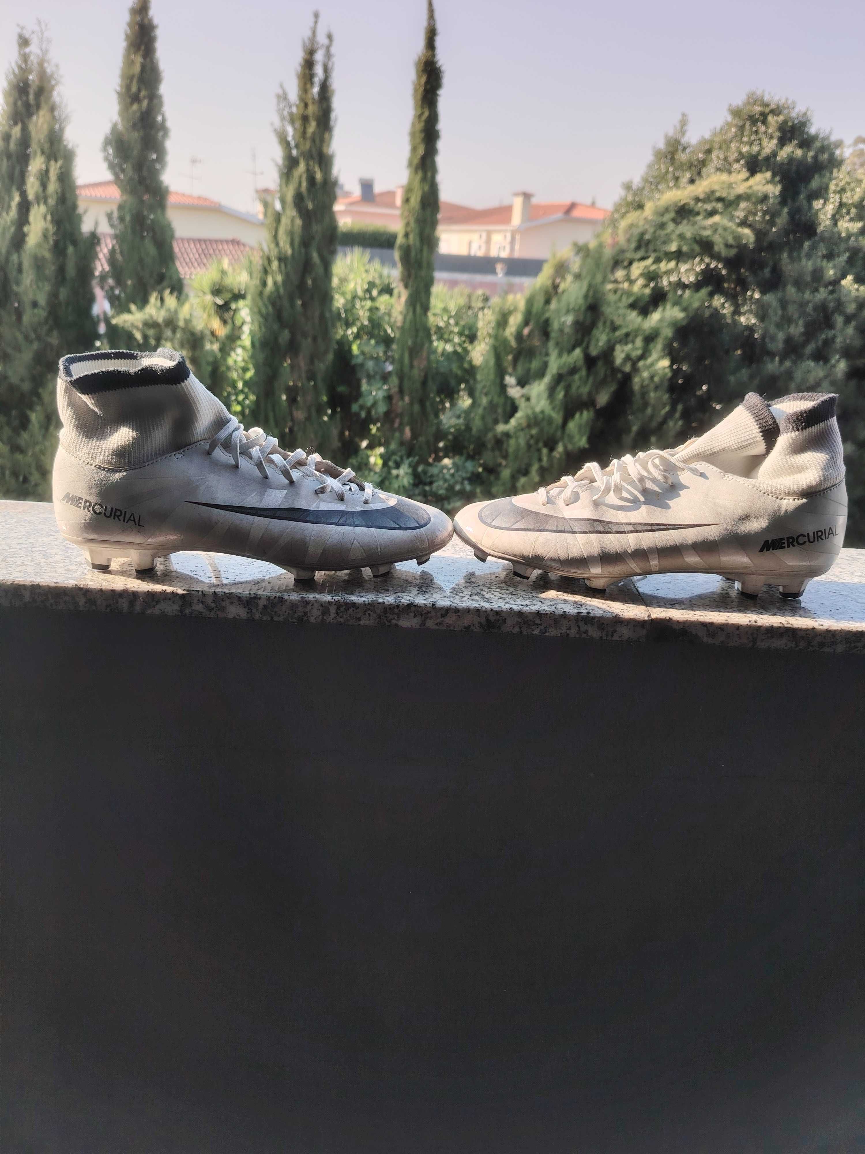 Chuteiras de futebol