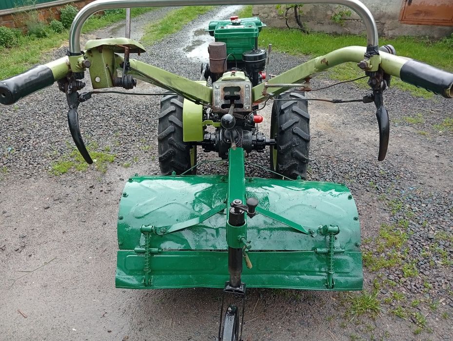 Продам мотоблок 8 к.с.