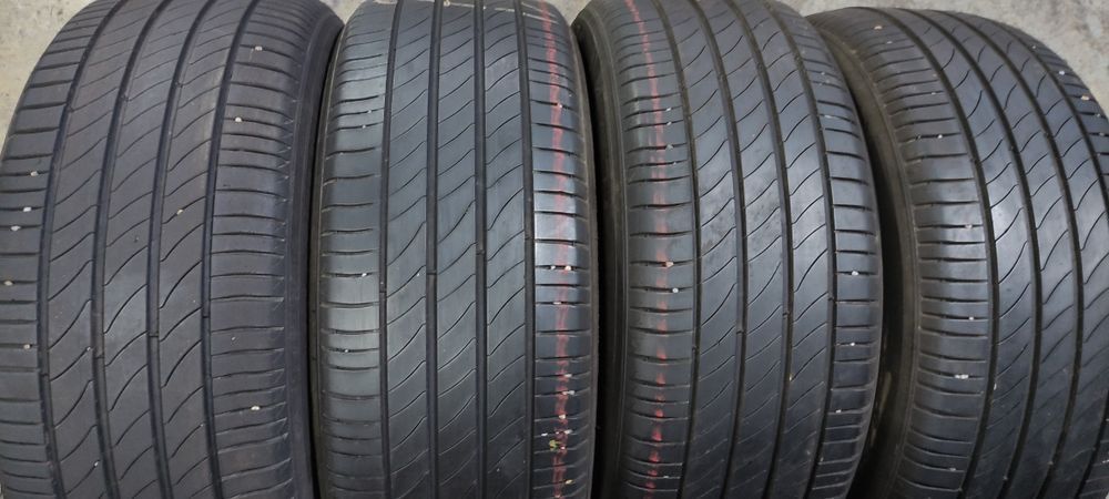 Pneus 235/55/18  Michelin semi novos