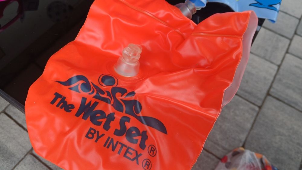 Plywaczki 4 komplety dla dzieci do pływania